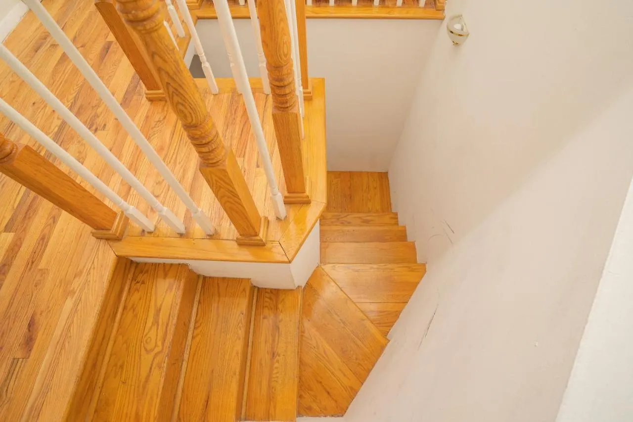 Hells Kitchen Apartments 30 Day Stays نيو يورك